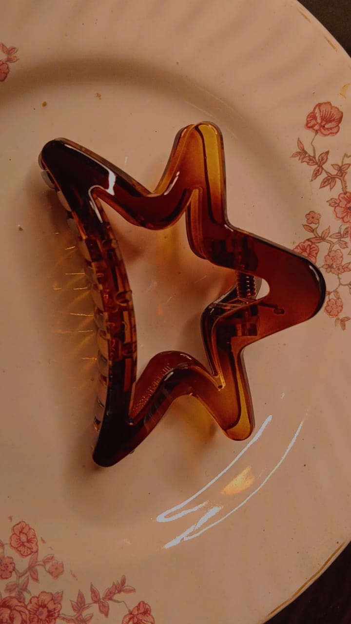 Stellar Luxe Star Hair Claw Clip-Premium Glossy Collection - Image 6