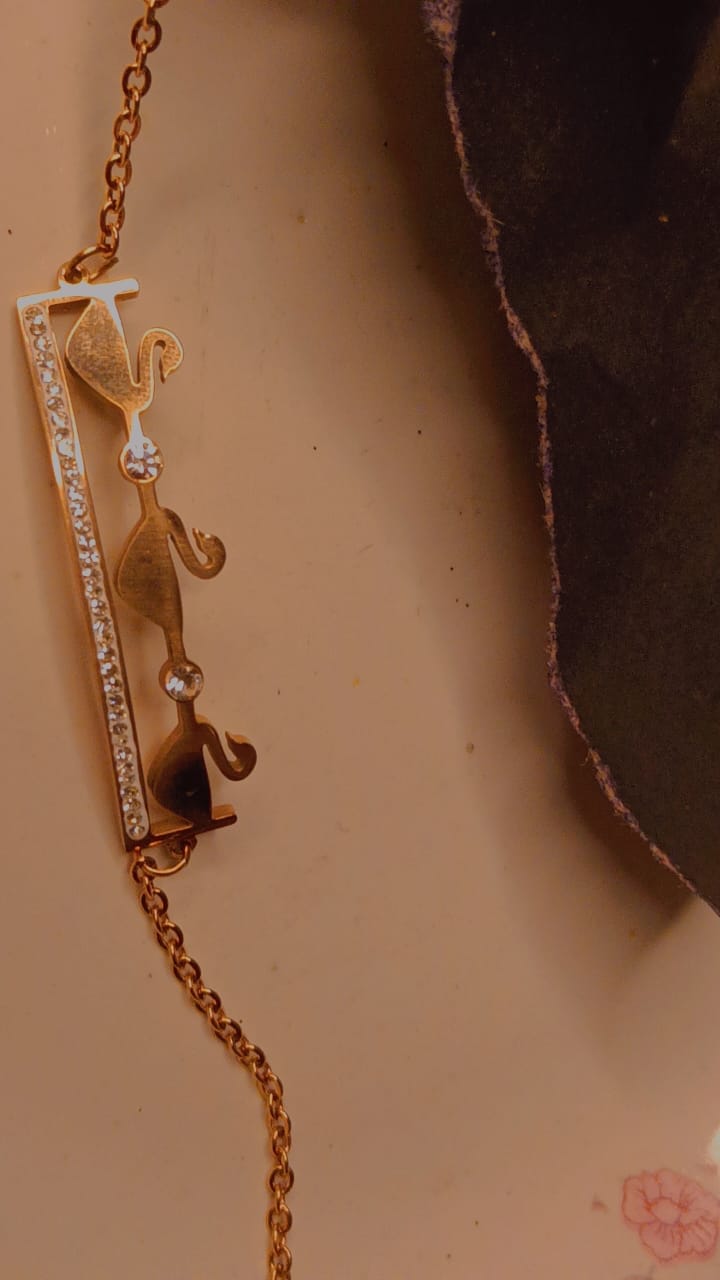 Elegant Triple Swan Charm Bracelet Rose Gold - Image 2